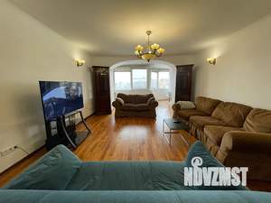 2-к квартира, посуточно, 102м2, 6/7 этаж