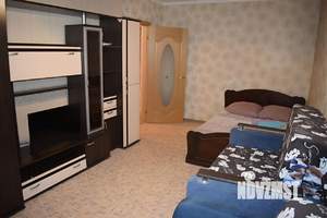 1-к квартира, посуточно, 37м2, 3/10 этаж