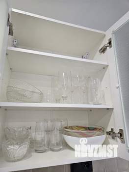 Студия квартира, посуточно, 40м2, 2/9 этаж