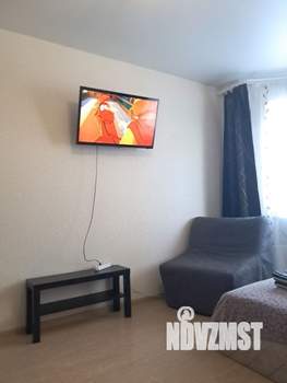 1-к квартира, посуточно, 42м2, 6/18 этаж