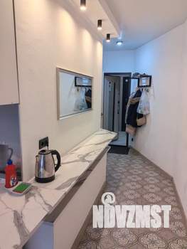 Студия квартира, посуточно, 28м2, 1/10 этаж