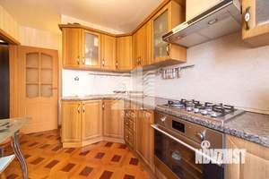 3-к квартира, вторичка, 62м2, 2/10 этаж