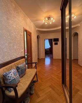 3-к квартира, вторичка, 103м2, 8/9 этаж