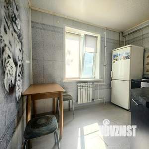 3-к квартира, вторичка, 60м2, 1/5 этаж