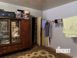 2-к квартира, вторичка, 42м2, 1/4 этаж