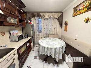 2-к квартира, вторичка, 61м2, 9/16 этаж