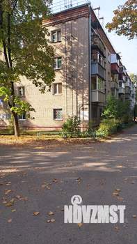 2-к квартира, вторичка, 45м2, 1/4 этаж