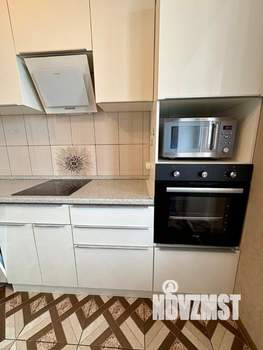 2-к квартира, вторичка, 60м2, 13/17 этаж
