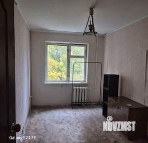 3-к квартира, вторичка, 58м2, 3/5 этаж