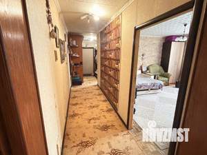 3-к квартира, вторичка, 70м2, 1/9 этаж