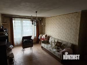 2-к квартира, вторичка, 42м2, 3/5 этаж