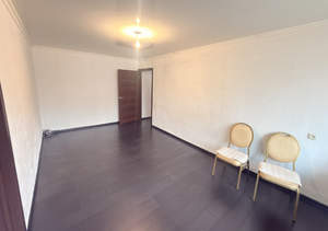 3-к квартира, вторичка, 56м2, 1/5 этаж