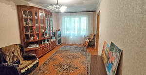 3-к квартира, вторичка, 56м2, 2/4 этаж