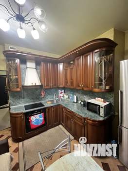 2-к квартира, вторичка, 61м2, 1/7 этаж