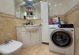 3-к квартира, вторичка, 103м2, 8/9 этаж