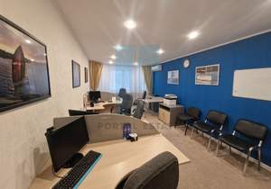 3-к квартира, вторичка, 83м2, 1/17 этаж