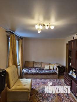 2-к квартира, вторичка, 42м2, 3/5 этаж