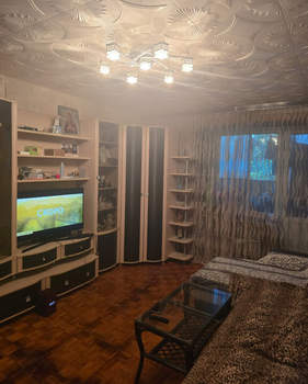 2-к квартира, вторичка, 50м2, 1/9 этаж