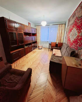 3-к квартира, вторичка, 57м2, 3/5 этаж