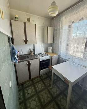 3-к квартира, вторичка, 65м2, 2/2 этаж