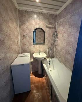 3-к квартира, вторичка, 65м2, 2/2 этаж