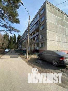 2-к квартира, вторичка, 46м2, 1/4 этаж