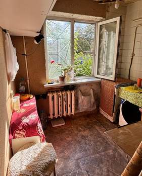 2-к квартира, вторичка, 46м2, 1/5 этаж