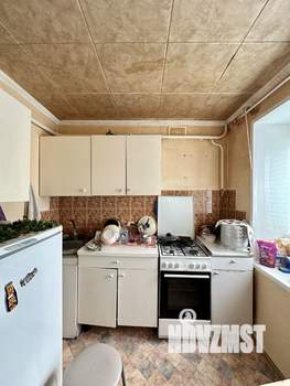 2-к квартира, вторичка, 42м2, 1/9 этаж