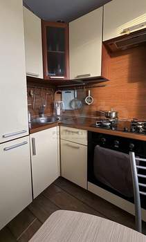 2-к квартира, вторичка, 42м2, 3/4 этаж