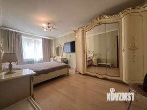 2-к квартира, вторичка, 54м2, 1/5 этаж