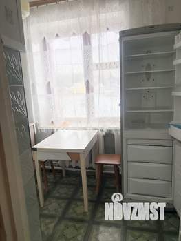 3-к квартира, вторичка, 58м2, 2/2 этаж