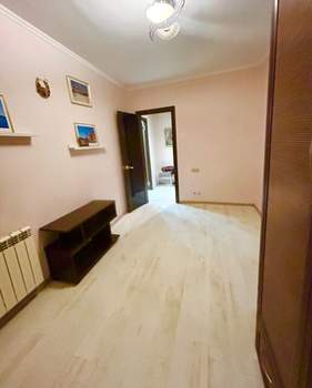 3-к квартира, вторичка, 62м2, 7/9 этаж