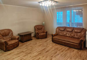 3-к квартира, вторичка, 70м2, 1/9 этаж