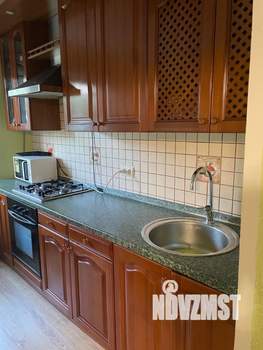 3-к квартира, вторичка, 63м2, 1/10 этаж