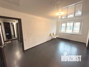 3-к квартира, вторичка, 56м2, 1/5 этаж