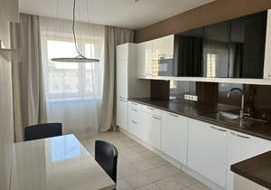 2-к квартира, вторичка, 64м2, 4/17 этаж