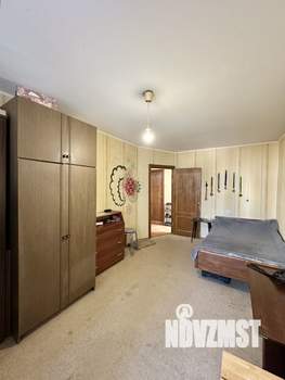 2-к квартира, вторичка, 42м2, 1/9 этаж