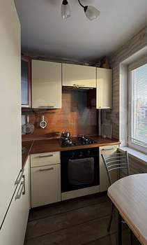 2-к квартира, вторичка, 42м2, 3/4 этаж