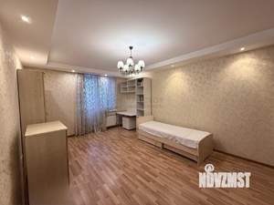 4-к квартира, вторичка, 120м2, 9/9 этаж