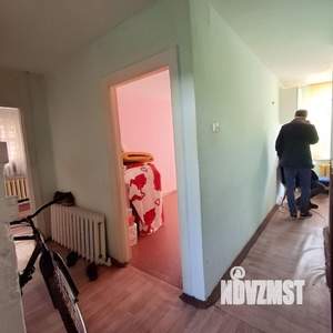 2-к квартира, вторичка, 43м2, 1/5 этаж