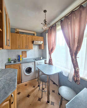 2-к квартира, вторичка, 42м2, 5/5 этаж