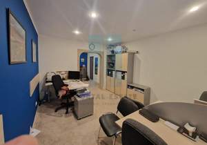 3-к квартира, вторичка, 83м2, 1/17 этаж