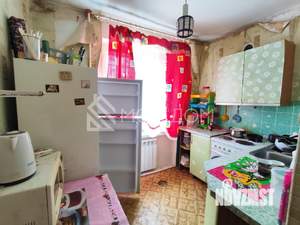 3-к квартира, вторичка, 58м2, 2/4 этаж