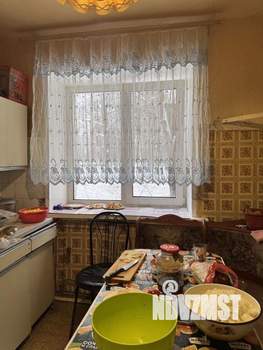 2-к квартира, вторичка, 42м2, 1/4 этаж