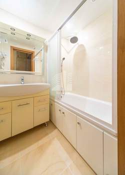 3-к квартира, вторичка, 62м2, 2/10 этаж