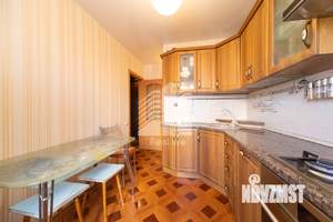 3-к квартира, вторичка, 62м2, 2/10 этаж