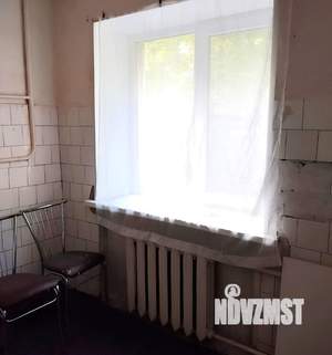 2-к квартира, вторичка, 43м2, 1/4 этаж