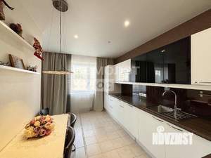 2-к квартира, вторичка, 64м2, 4/17 этаж