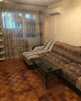 2-к квартира, вторичка, 50м2, 1/9 этаж