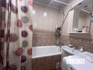 2-к квартира, вторичка, 57м2, 1/9 этаж